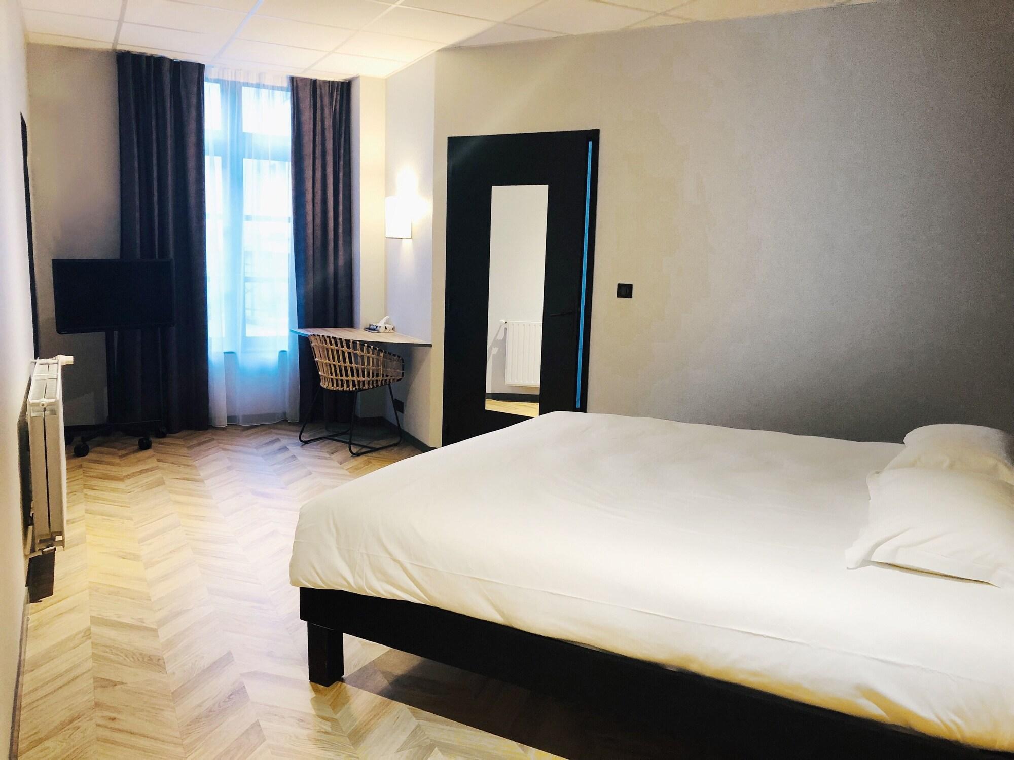 רן Hotel Lanjuinais מראה חיצוני תמונה